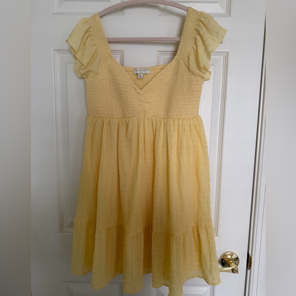 Light Yellow Smocked Flutter-Sleeve Casual Dress